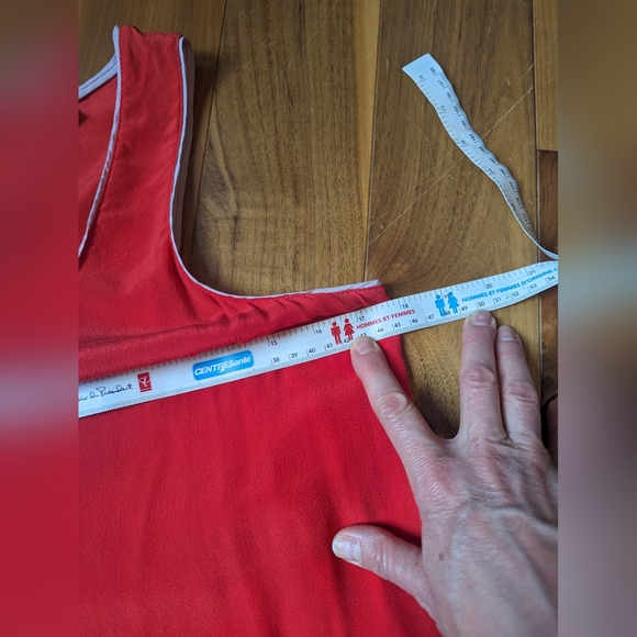 Anthropologie maeve silk racerback tank top 8 red - EUC/Like new condition - Picture 5 of 6